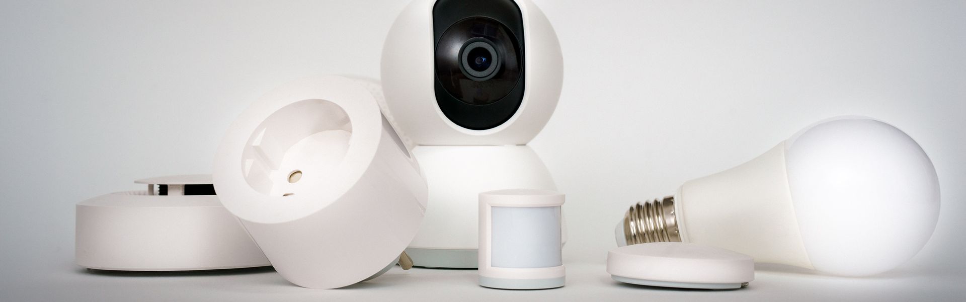Appareils maison connectée minimalistes - Reolink smart home